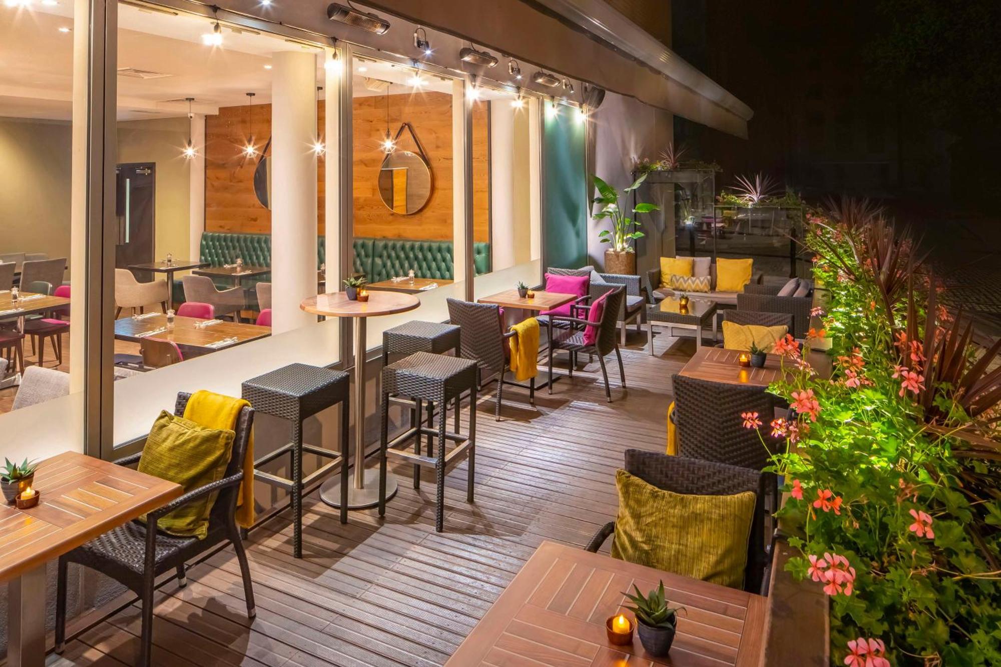 Hilton Garden Centre Hotel 4*