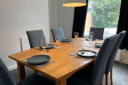 Collingwood House By Staystaycations Bristol