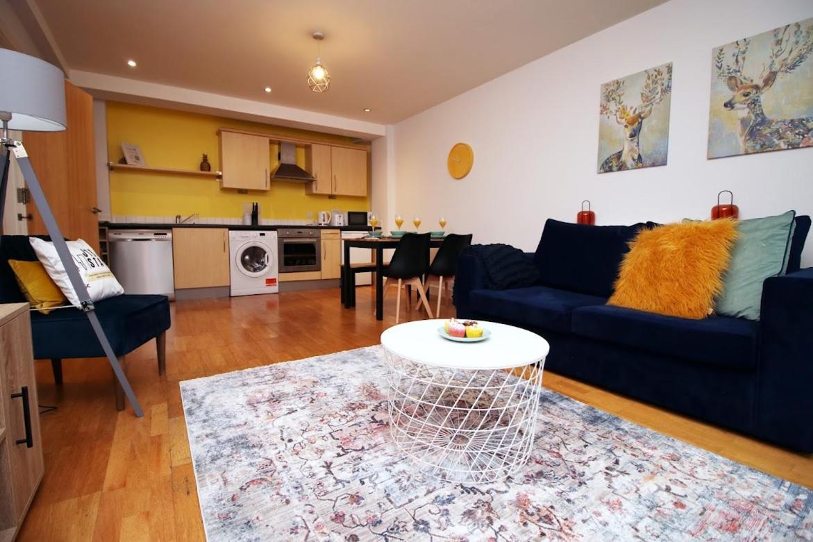 Bright 1bedroom Apartment, Location With Balcony Apartment *