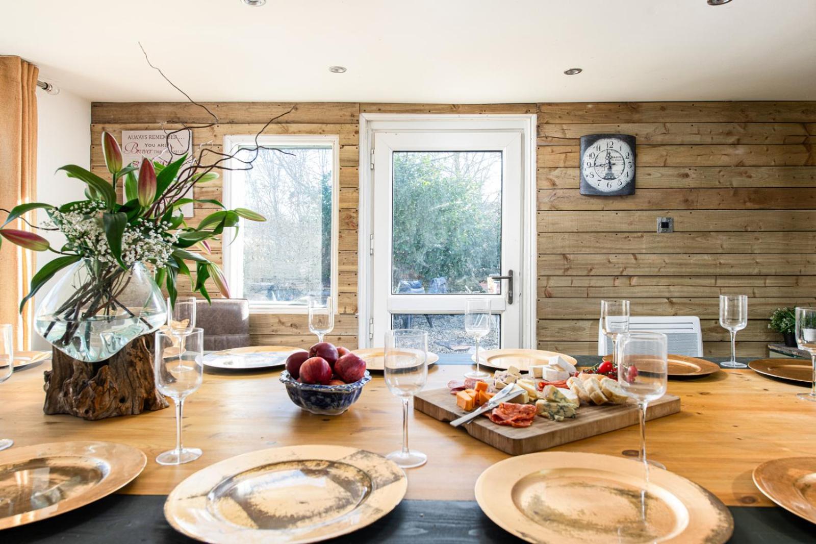 Holiday home The Pine Including Games Room, Camp Fire & Hot Tub Bristol