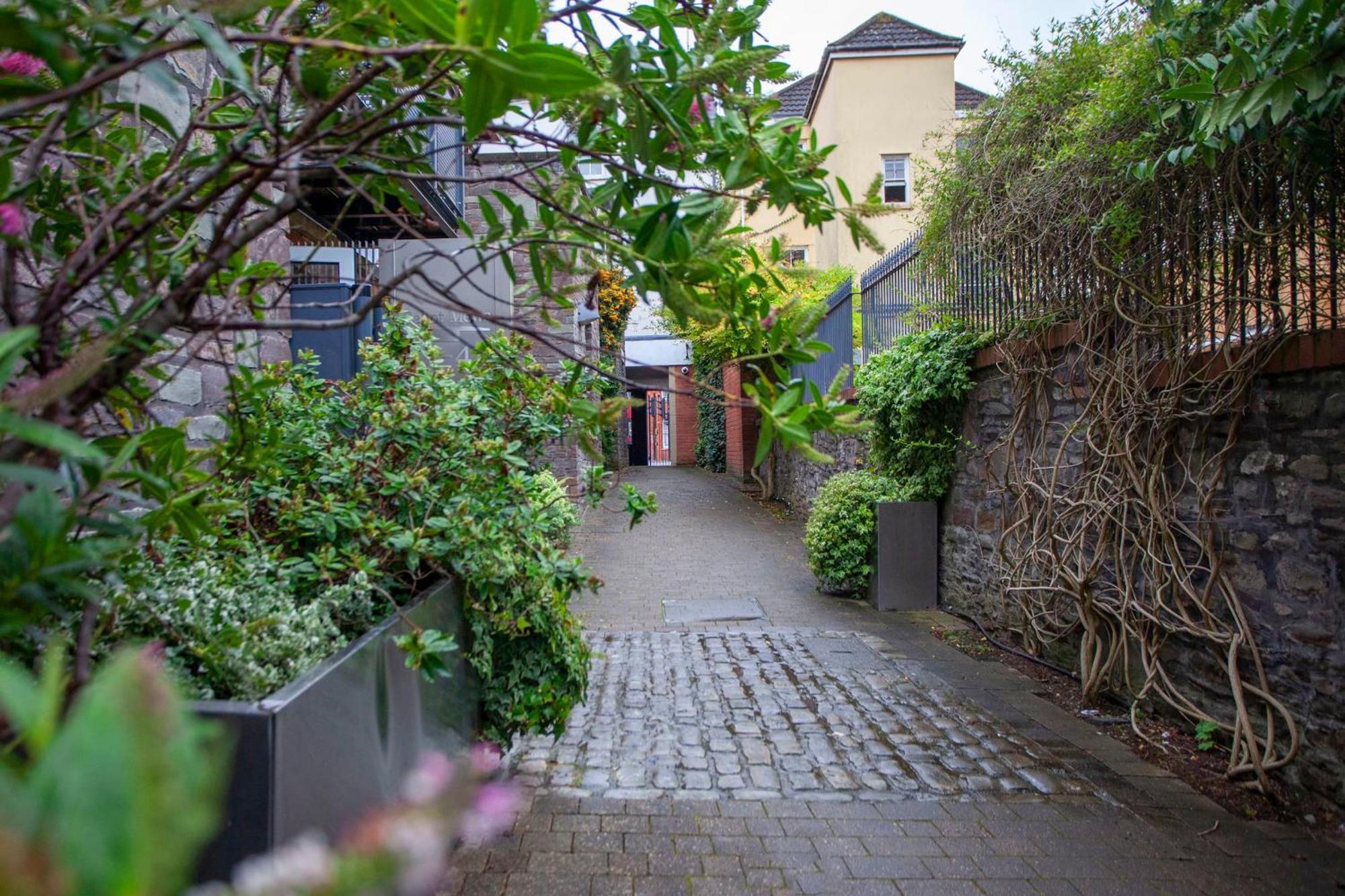 Higgihaus Cabot Mews #36 Fantastic Location Bristol