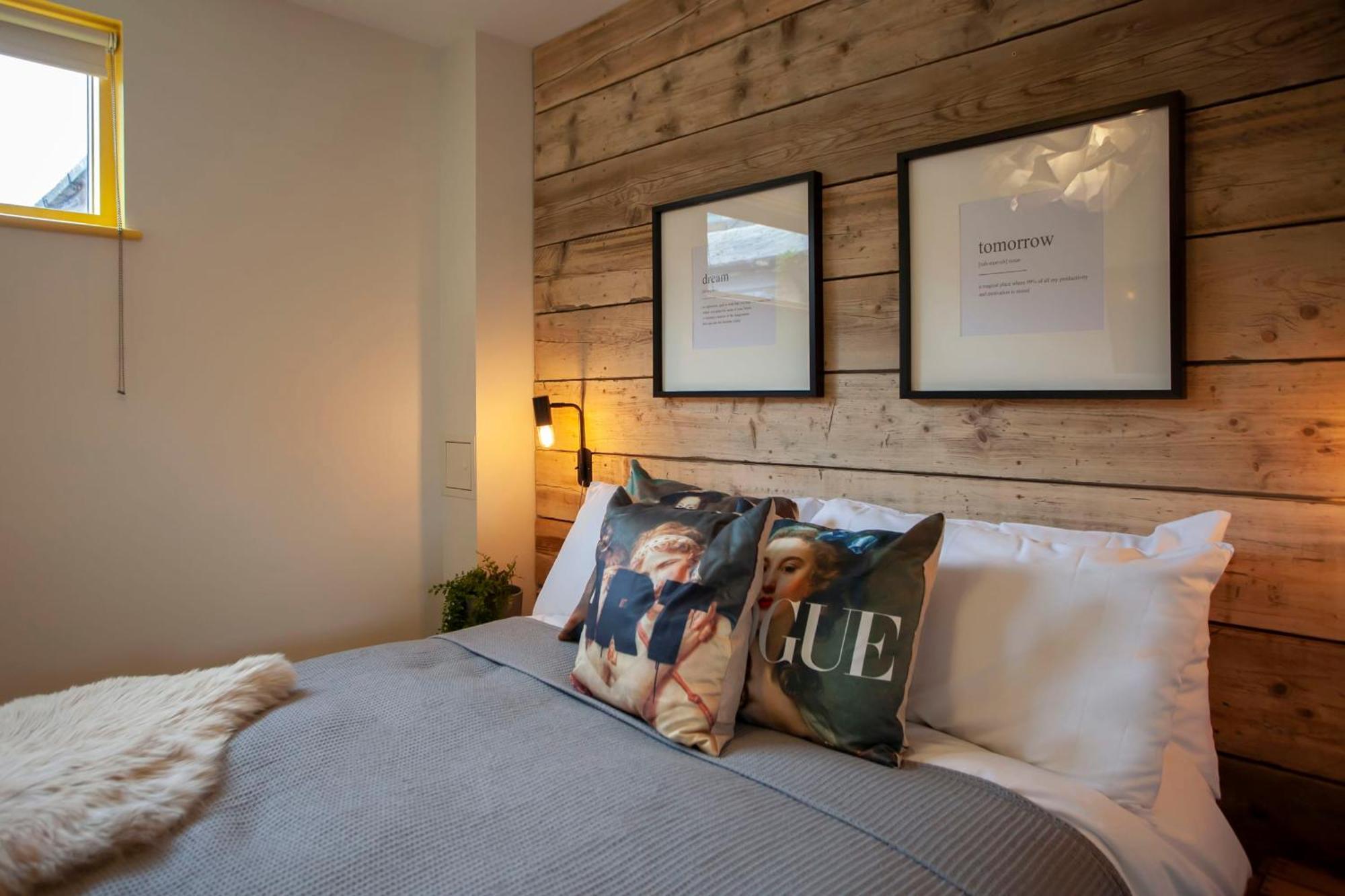 Higgihaus Cabot Mews #36 Fantastic Location Apartment