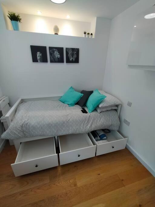 Private Self Contained Self Catering Flat *