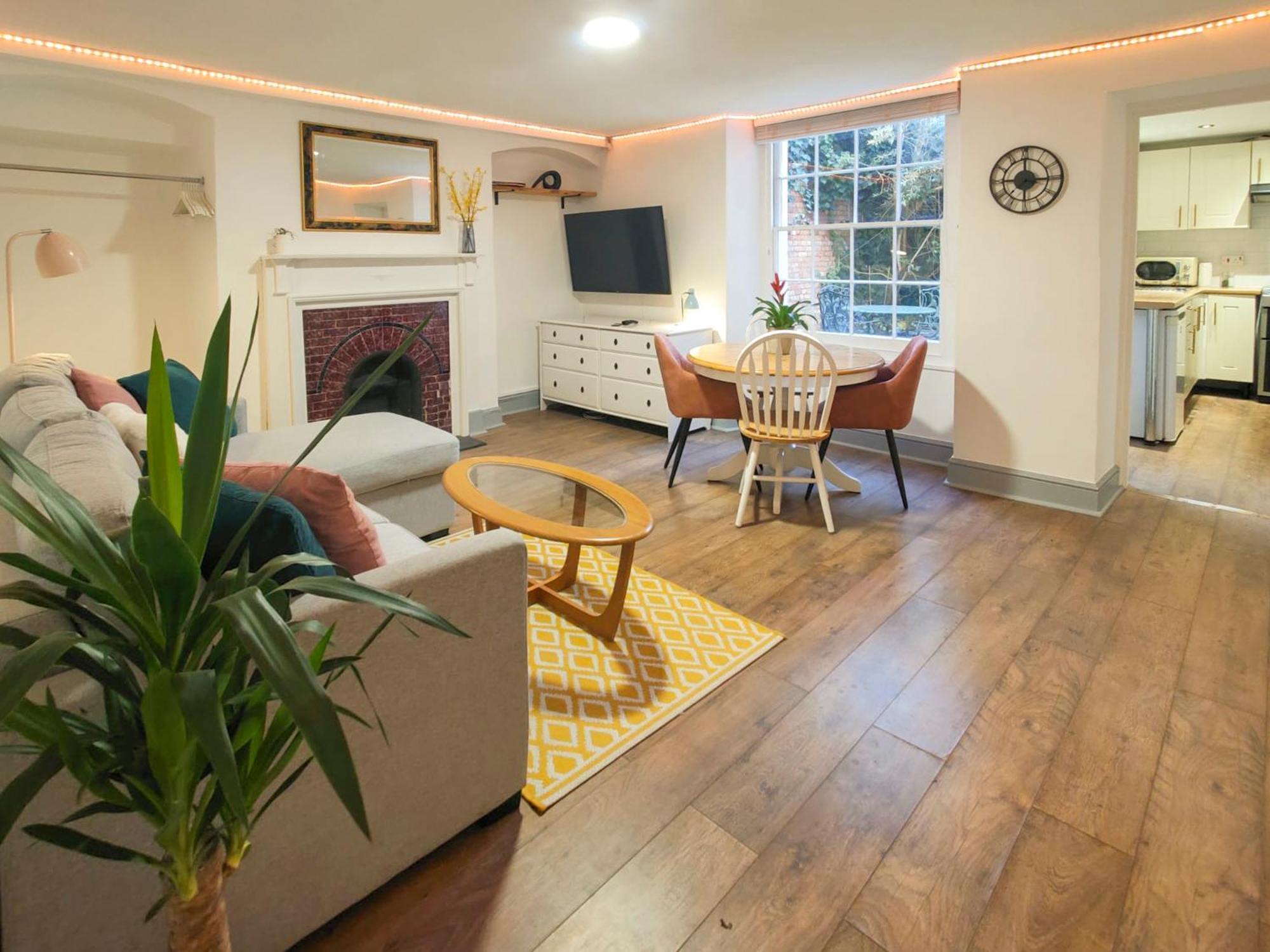 Base78, Your Place In Bristoi, Close To Station, Harbourside & Apartment *
