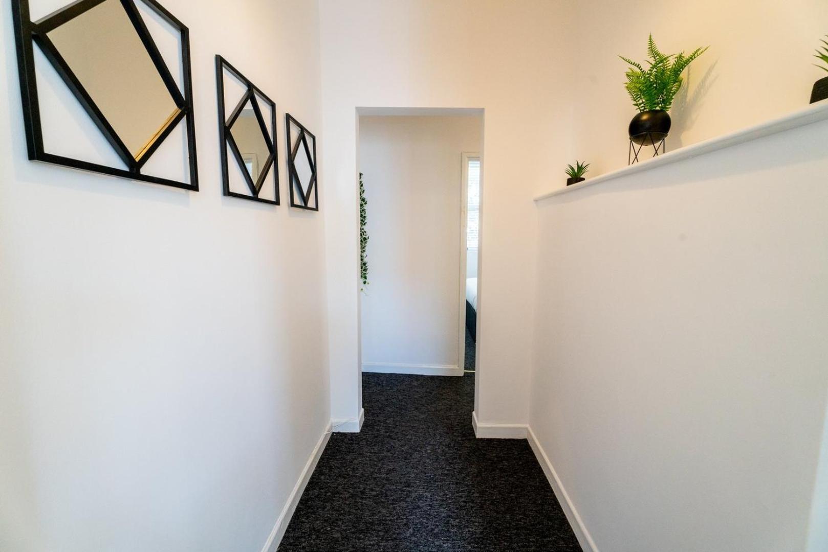 Apartment Cozy Urban | Retreat Modern 1br | Free Parking *