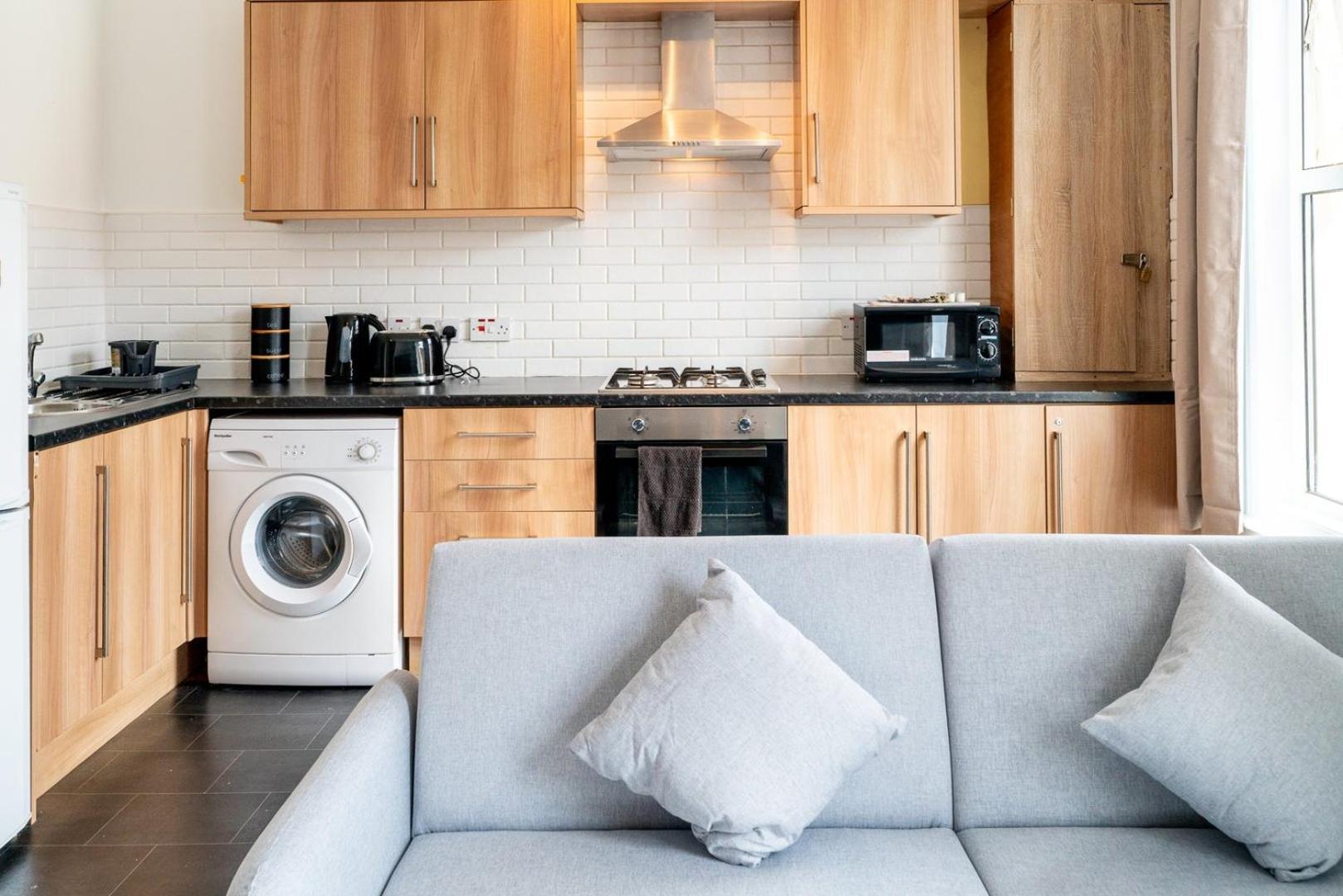 Cozy Urban | Retreat Modern 1br | Free Parking Apartment