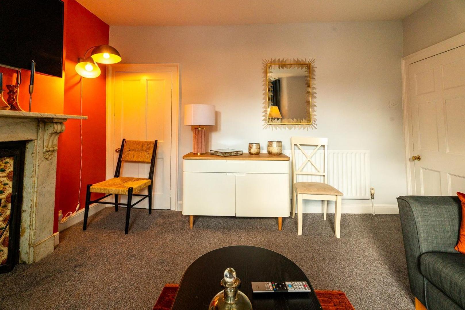 Cohost Partners | 4br/2ba | Free Parking | Wifi Bristol