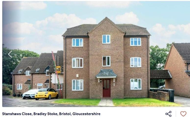 One Bedroom Flat And Spare Bed Apartment *