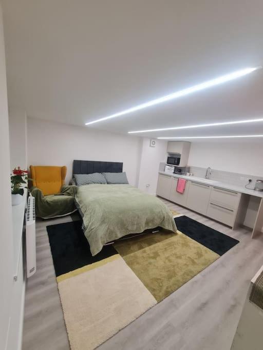 Apartment Converted Garage Ensuite Bristol