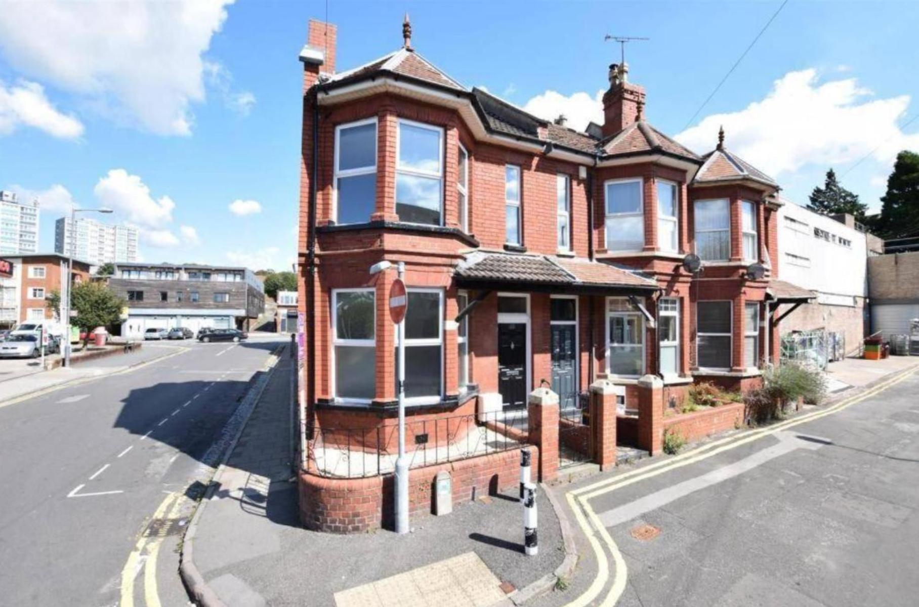 Great Located Victorian House With Amenities Holiday home Bristol