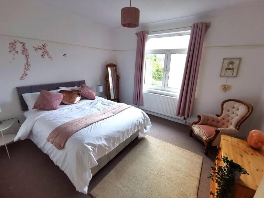 Holiday home 4 Bedroom Country Bristol