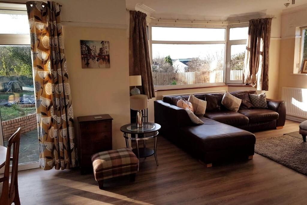 4 Bedroom Country Holiday home Bristol