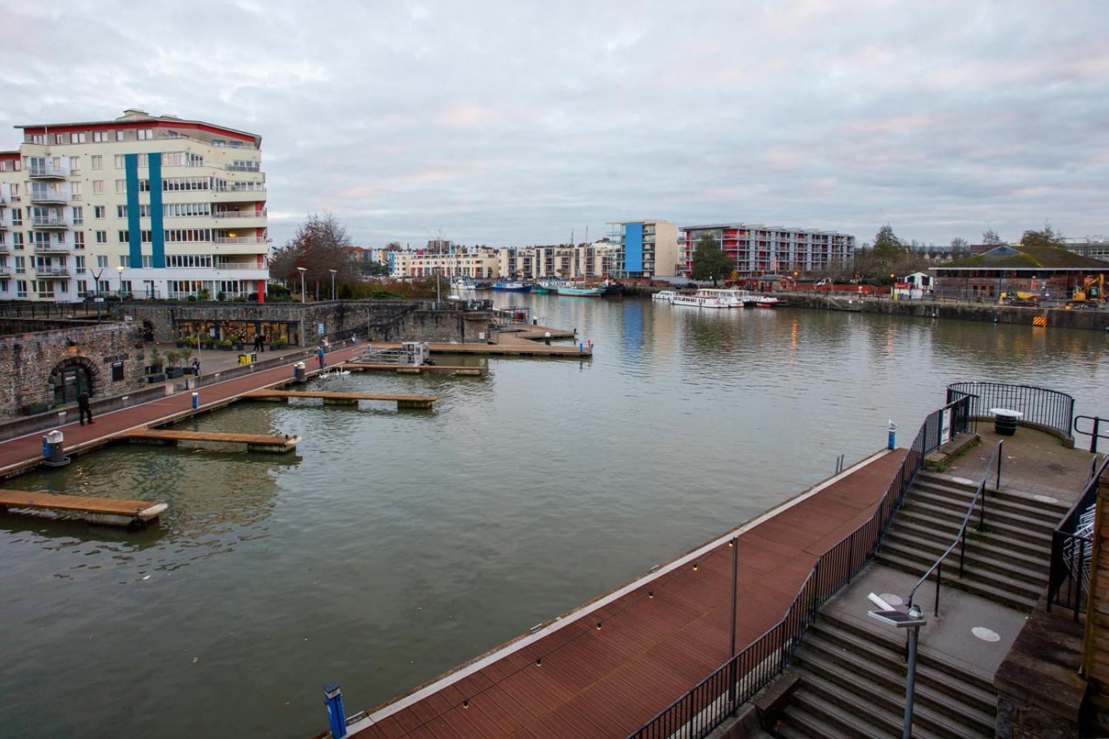 The Boat House By Cliftonvalley Apartment Bristol