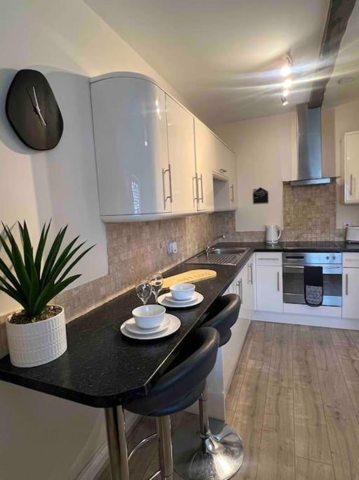 Apartment 1 Bed Flat, Free Parking, 5 Min Walk To Airbus Bristol