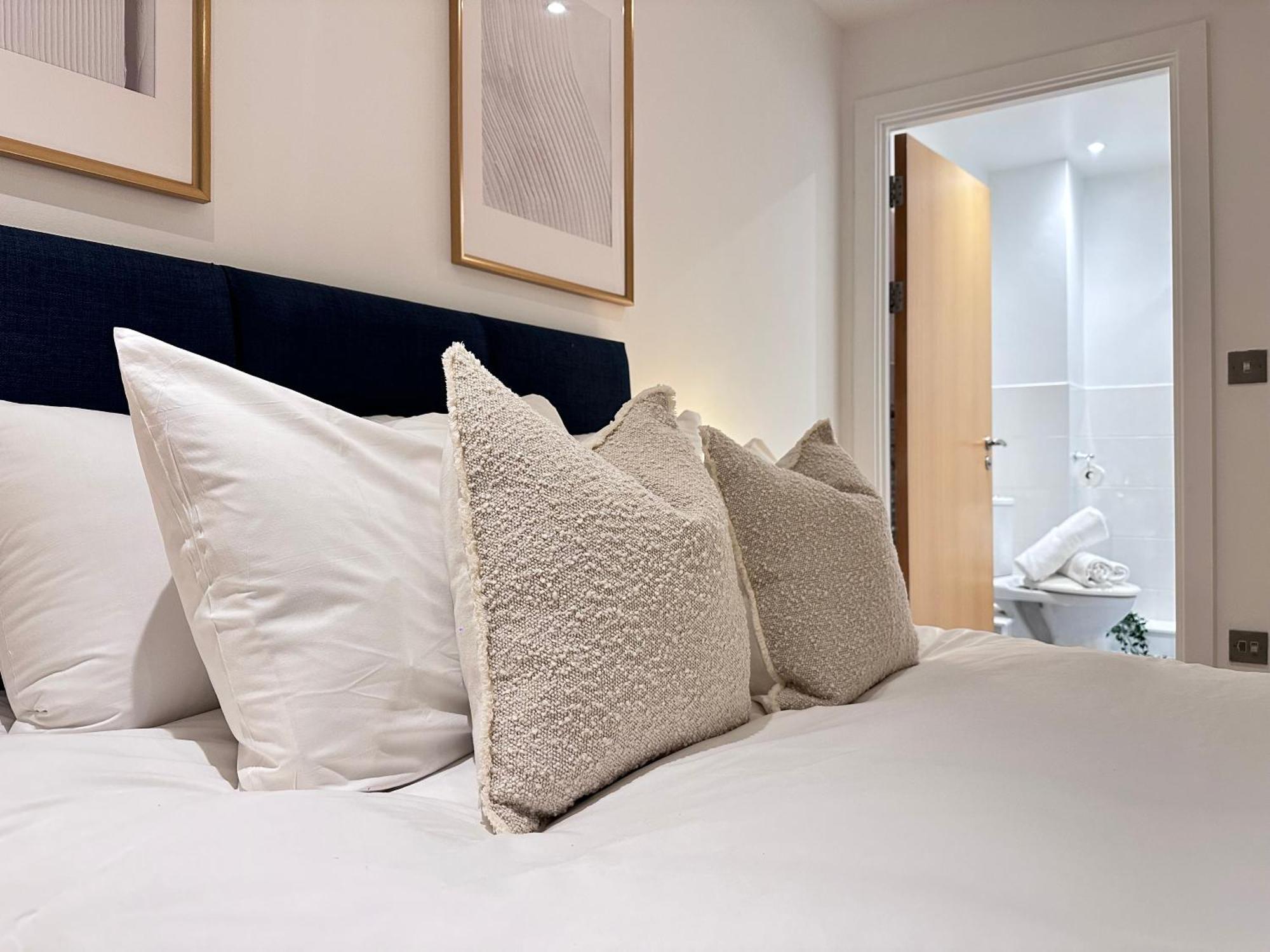 Marsh House - 2 Bedroom In The Heart Of The Apartment *