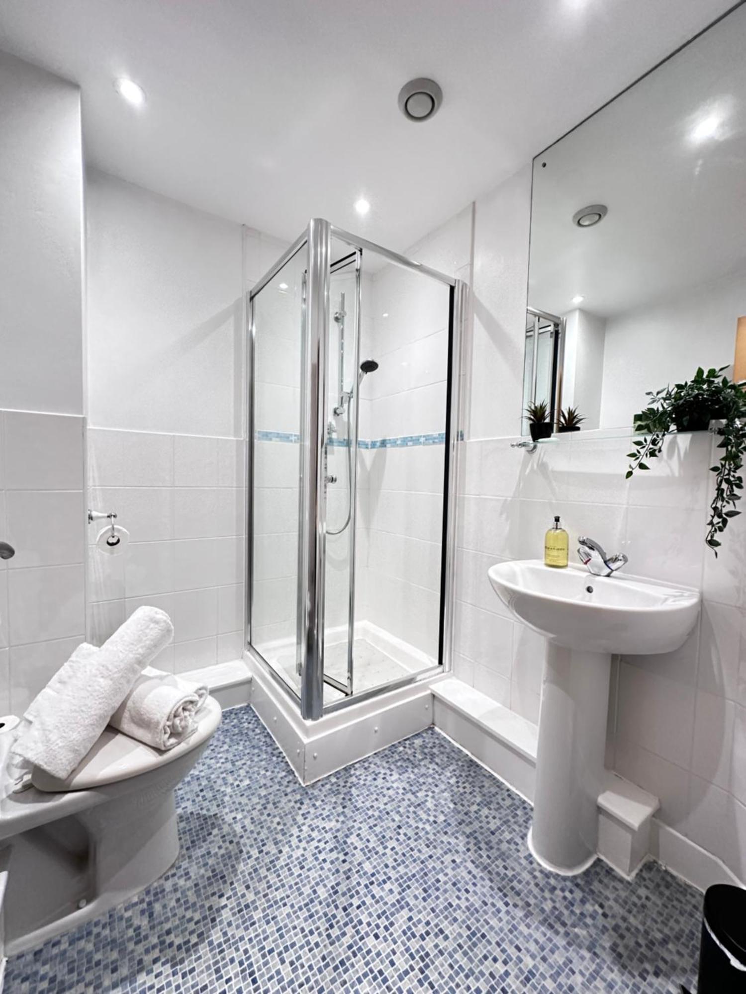 Marsh House - 2 Bedroom In The Heart Of The Apartment Bristol