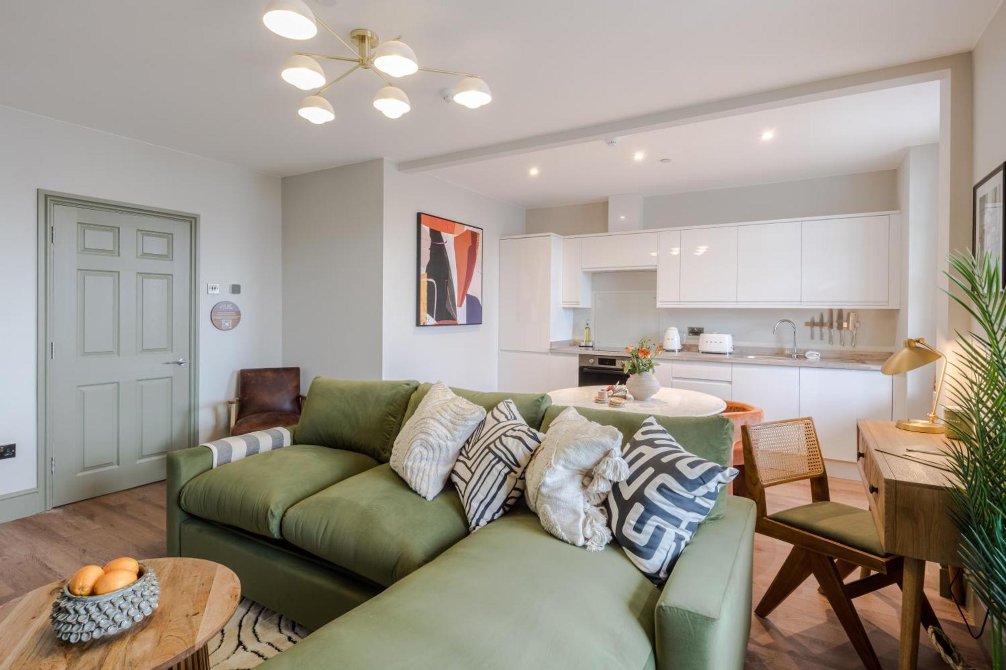 Redland Place - Your Apartment *