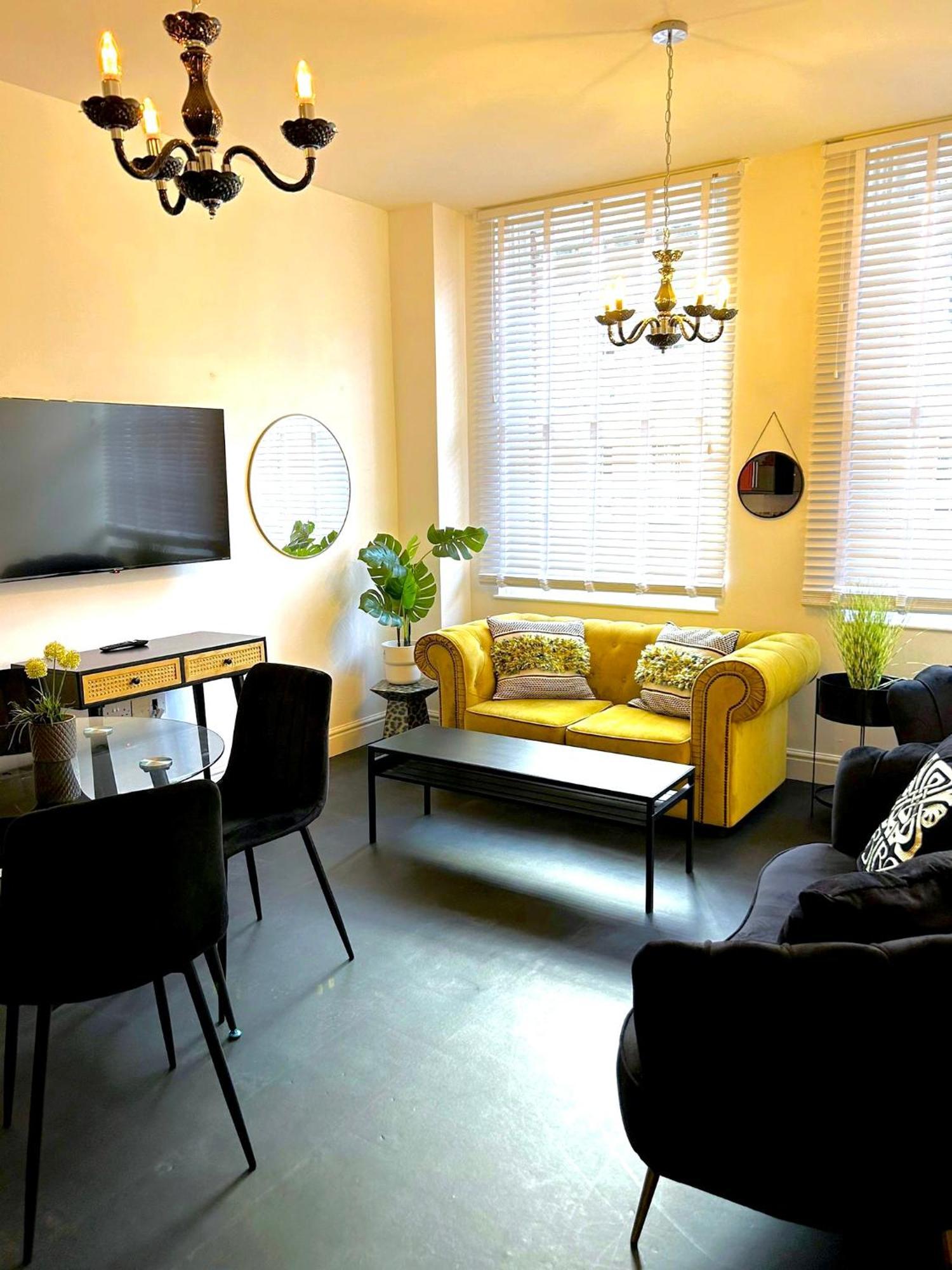 - Cabot Circus Apartment Bristol