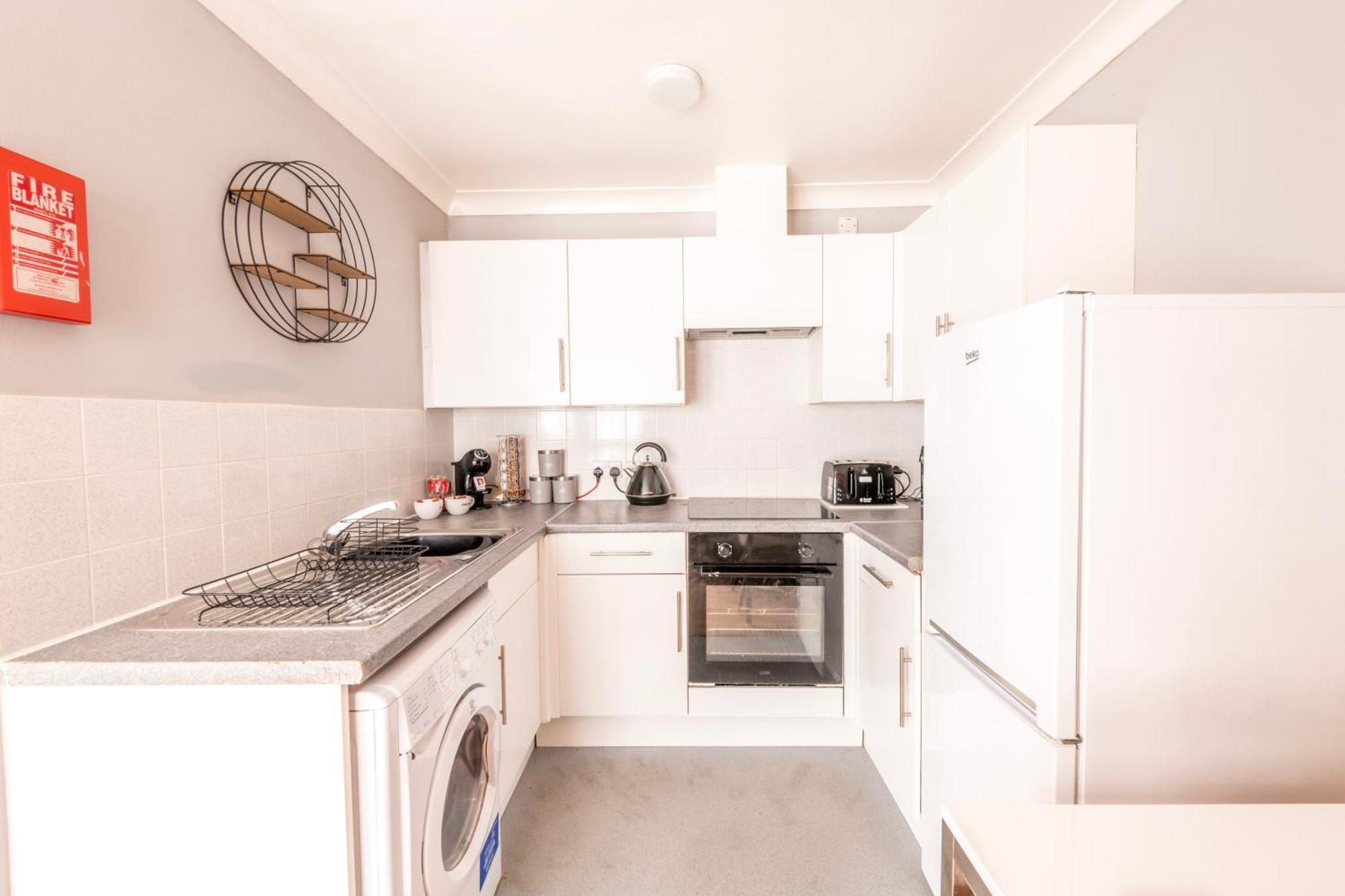 Prime Location - Modern City Apartment! Apartment *
