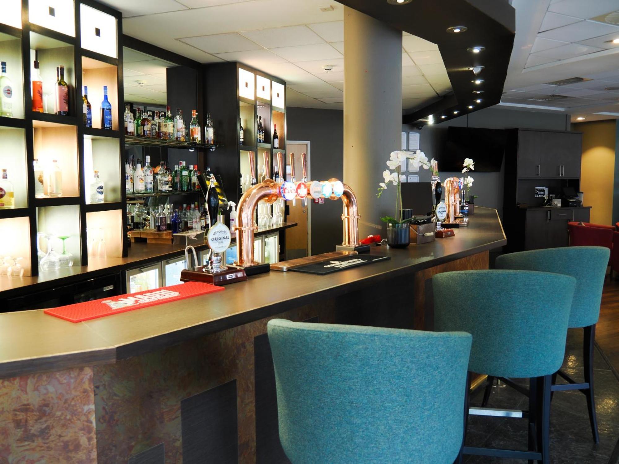 Hotel Future 4*