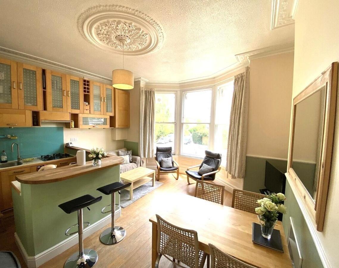 Lovely Victorian In Clifton Village