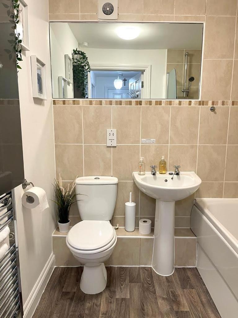 Stockwood By Cliftonvalley Apartment *