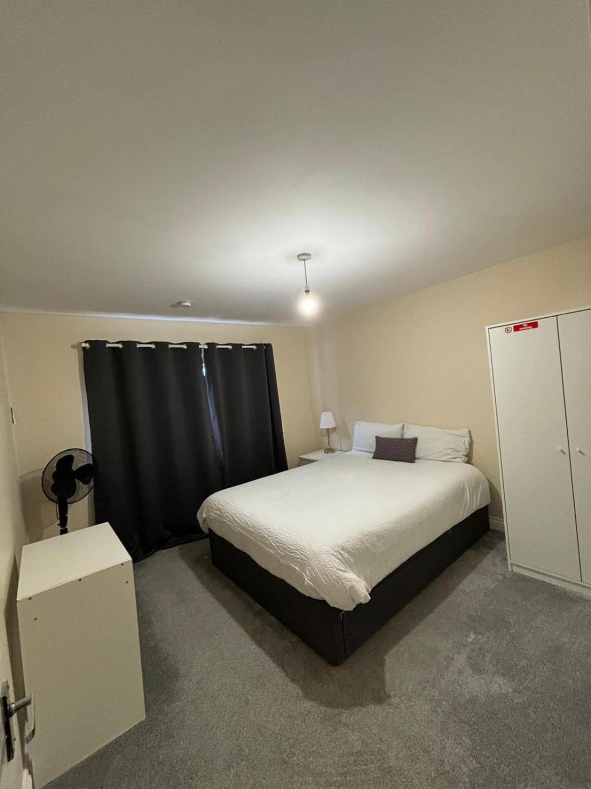 Shared House In Chakeshill Drive *