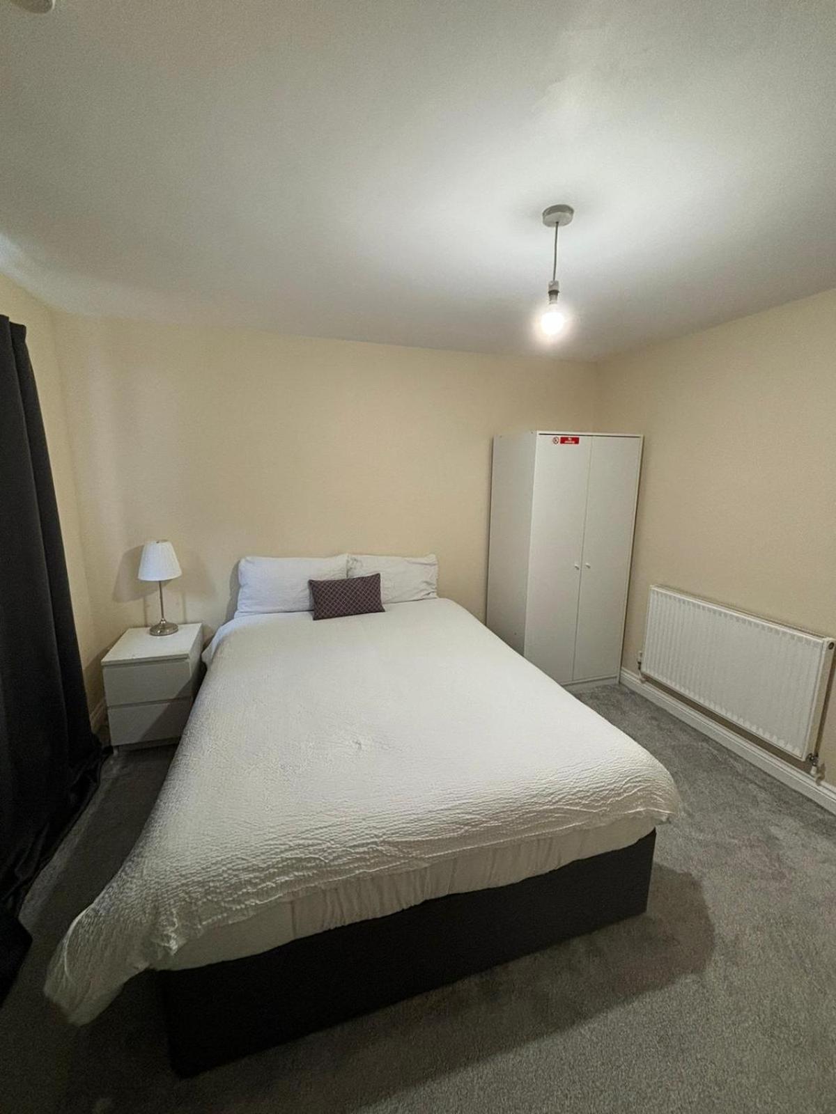 Shared House In Chakeshill Drive