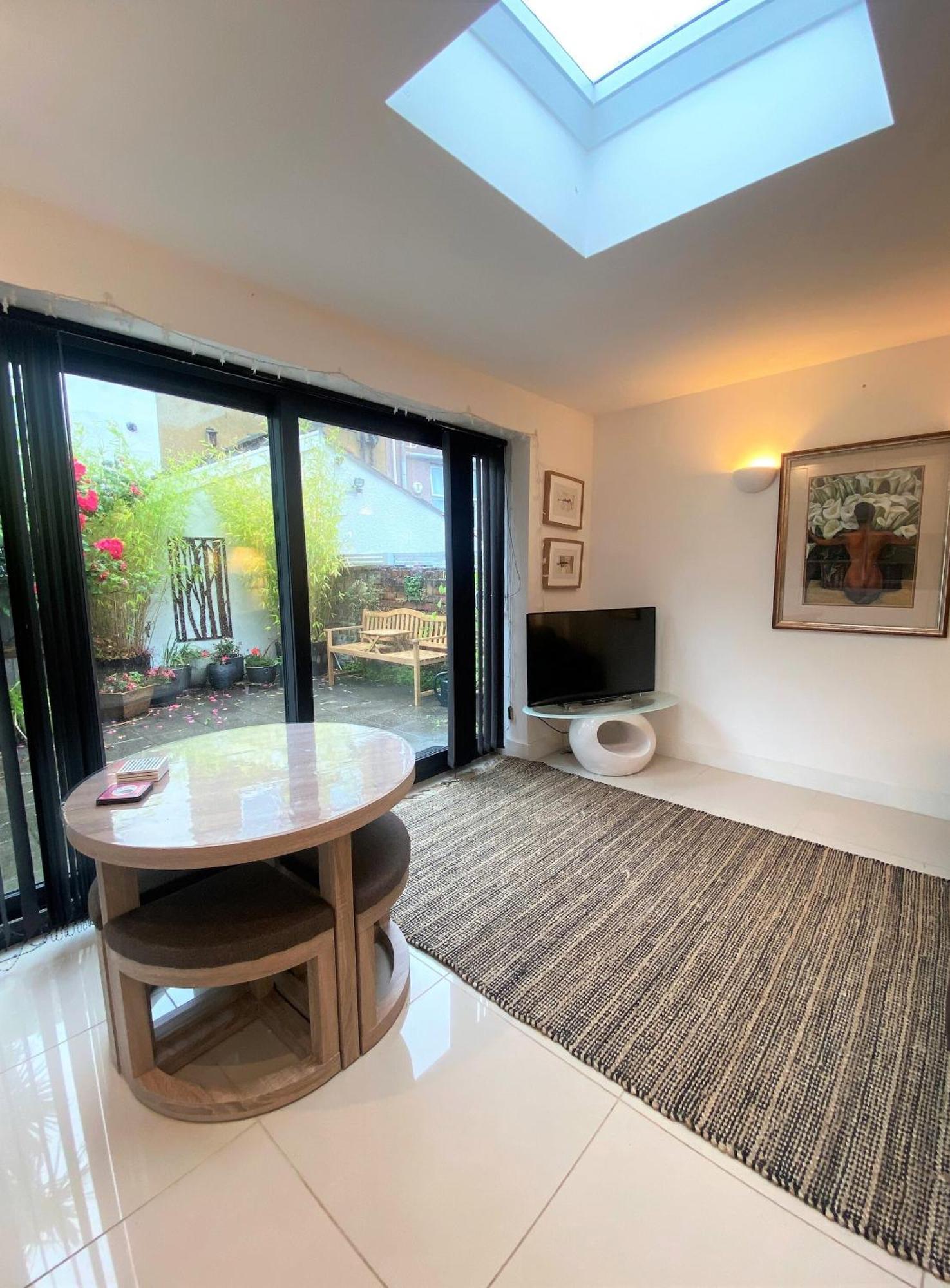 Holiday home Contemporary Eco-home Near Harbourside