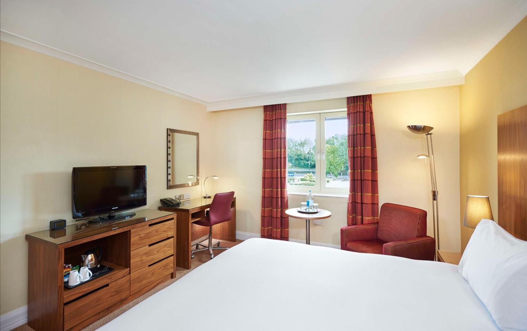 Hotel Doubletree By Hilton North