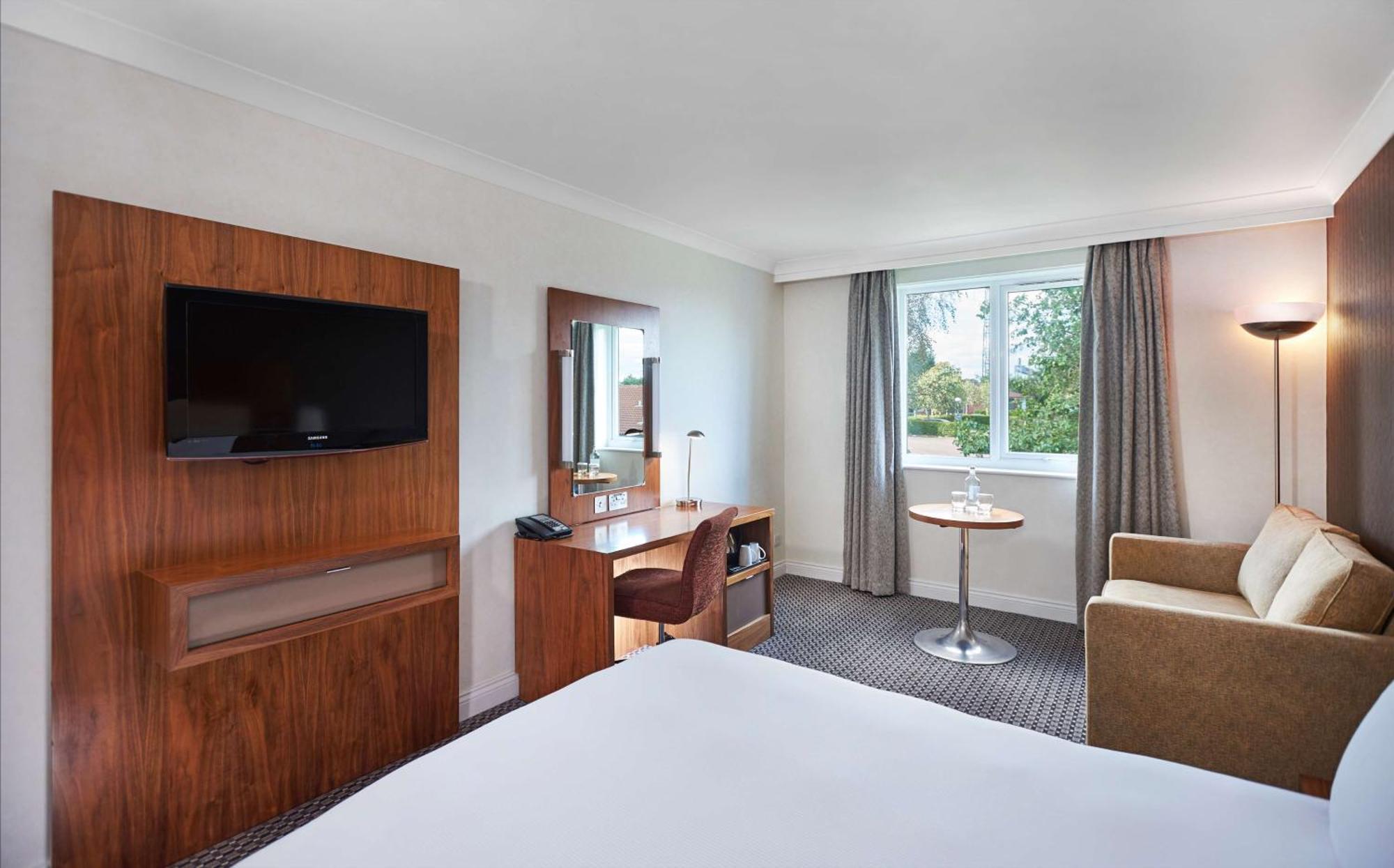 Hotel Doubletree By Hilton North