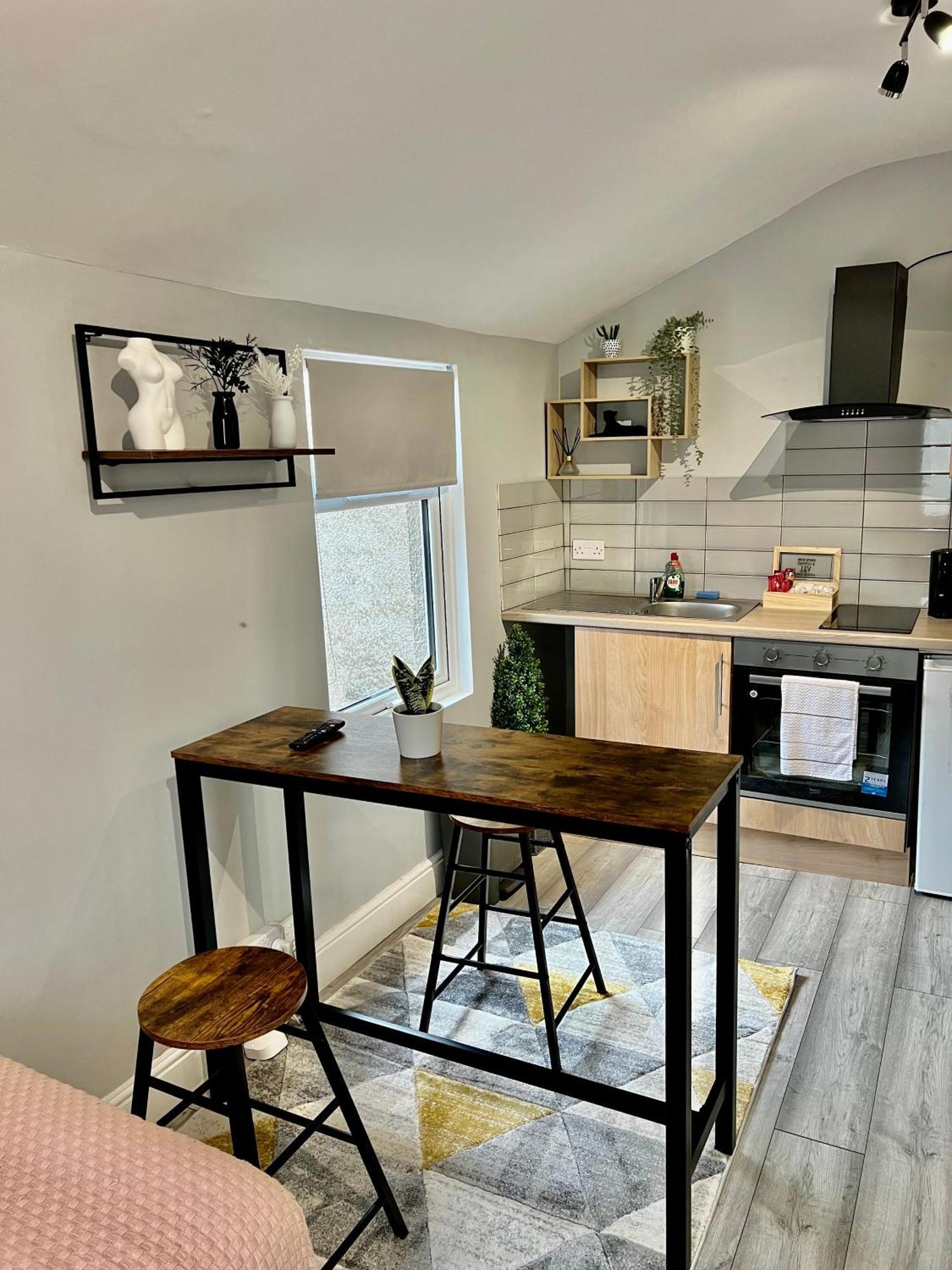 Dvm Escape Flat 2 Apartment *