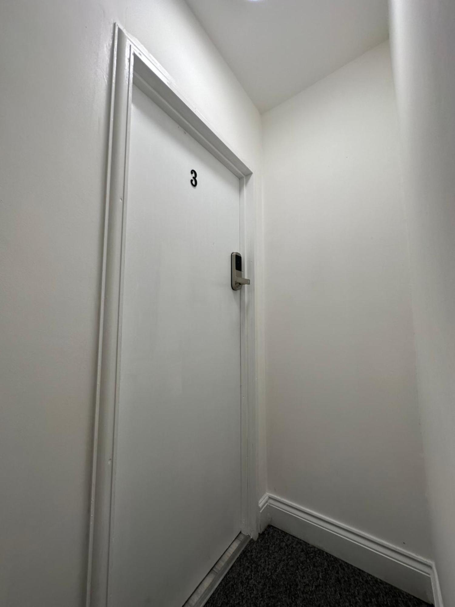 Dvm Escape Flat 3 Apartment Bristol