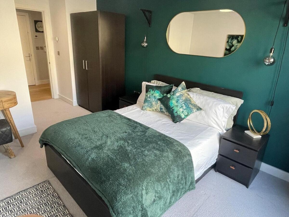 Harbourside Hideaway - Superb Flat With Terrace Apartment