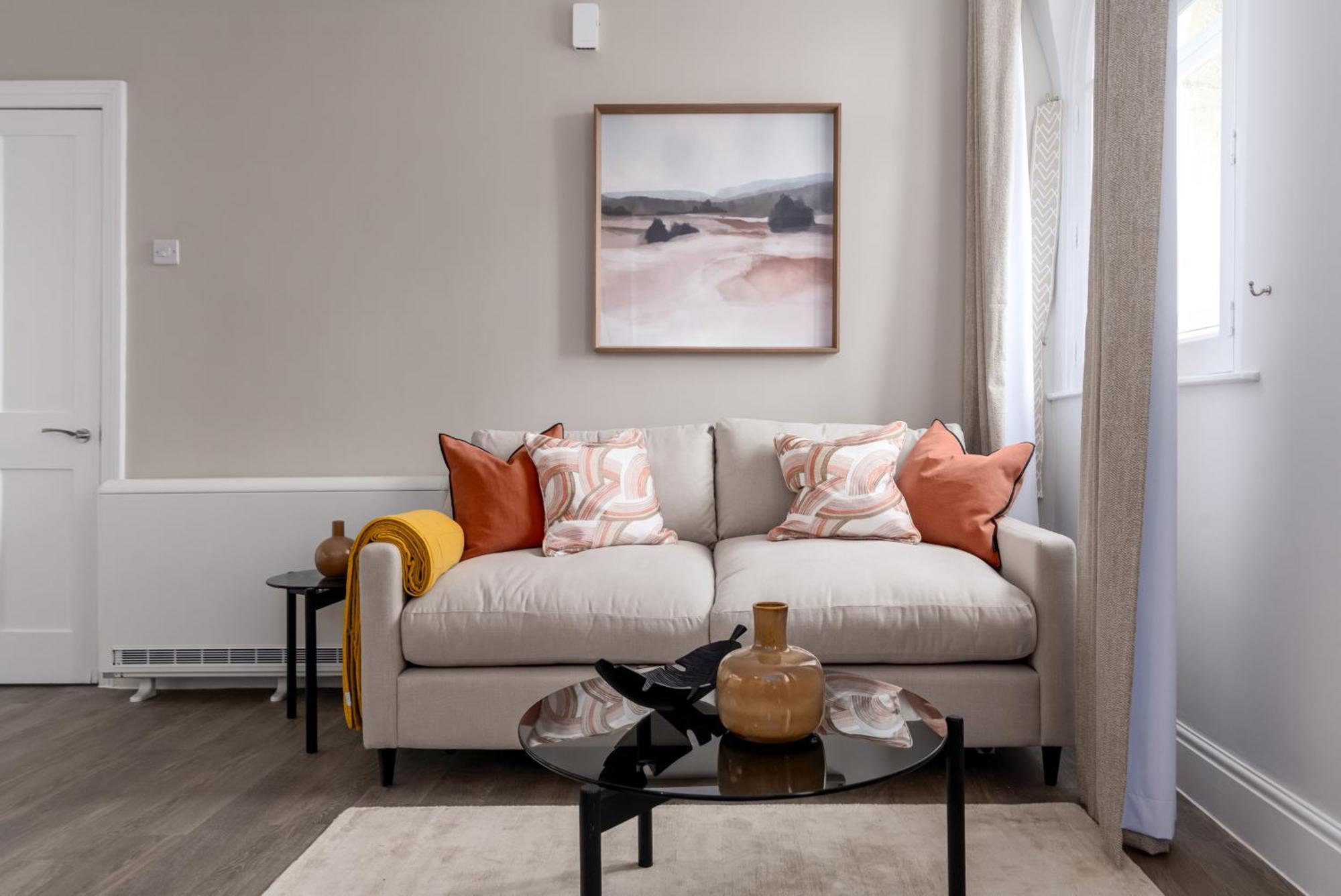 60 Queens Road Apartment *