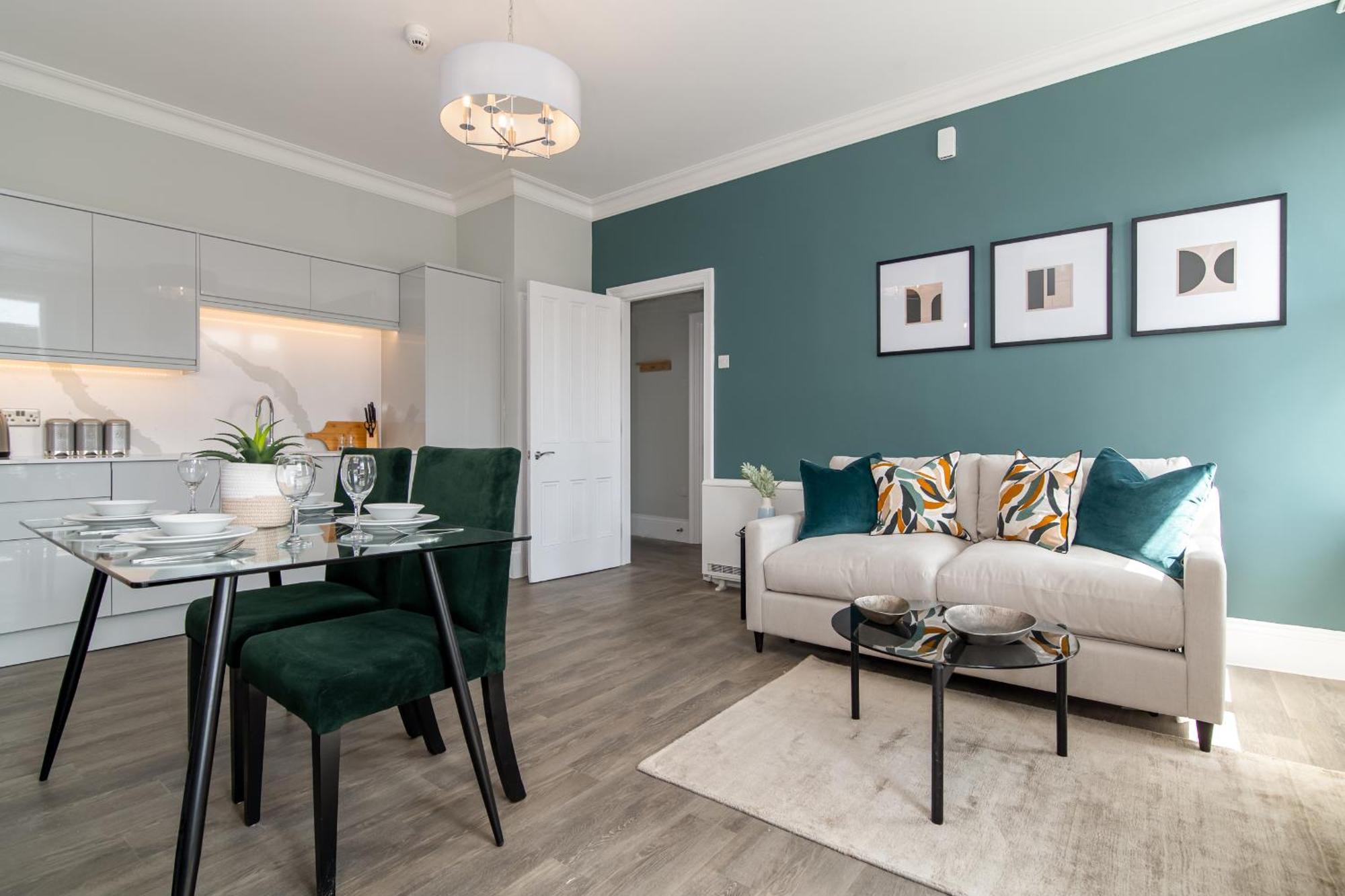 Apartment 60 Queens Road