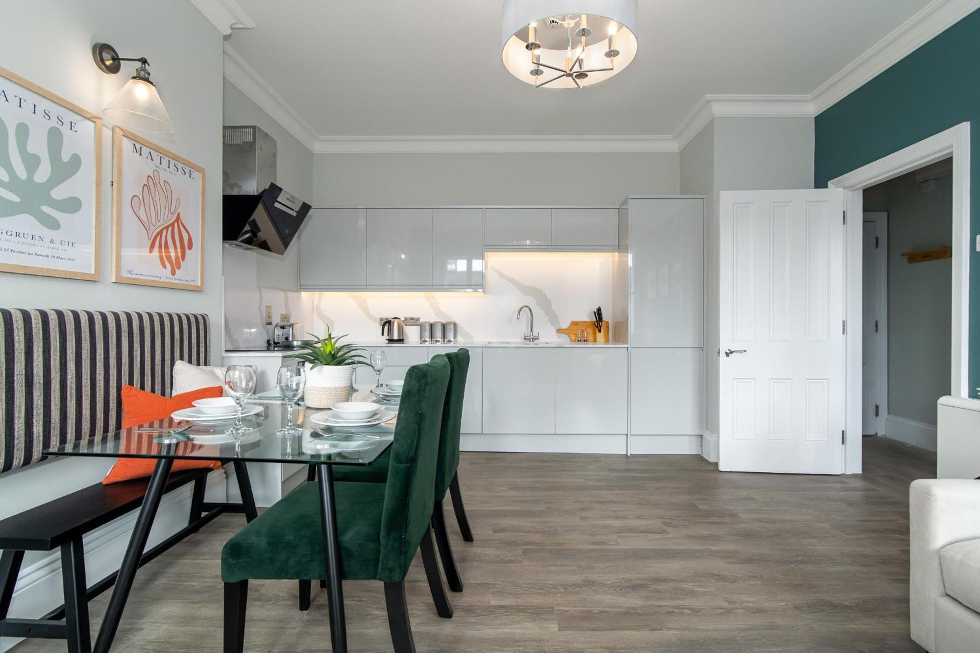 Apartment 60 Queens Road