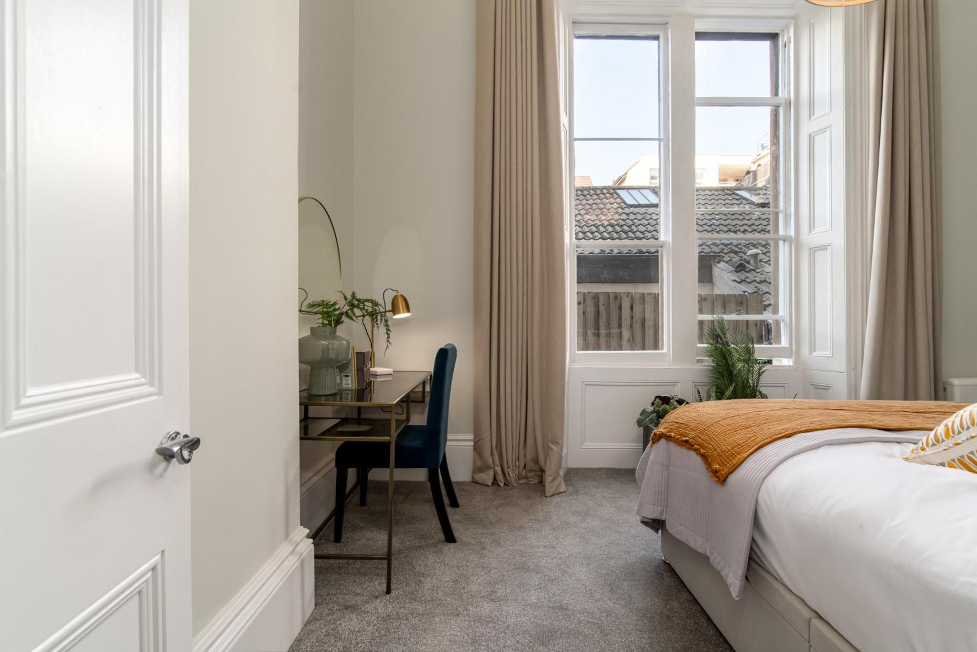 60 Queens Road * Bristol