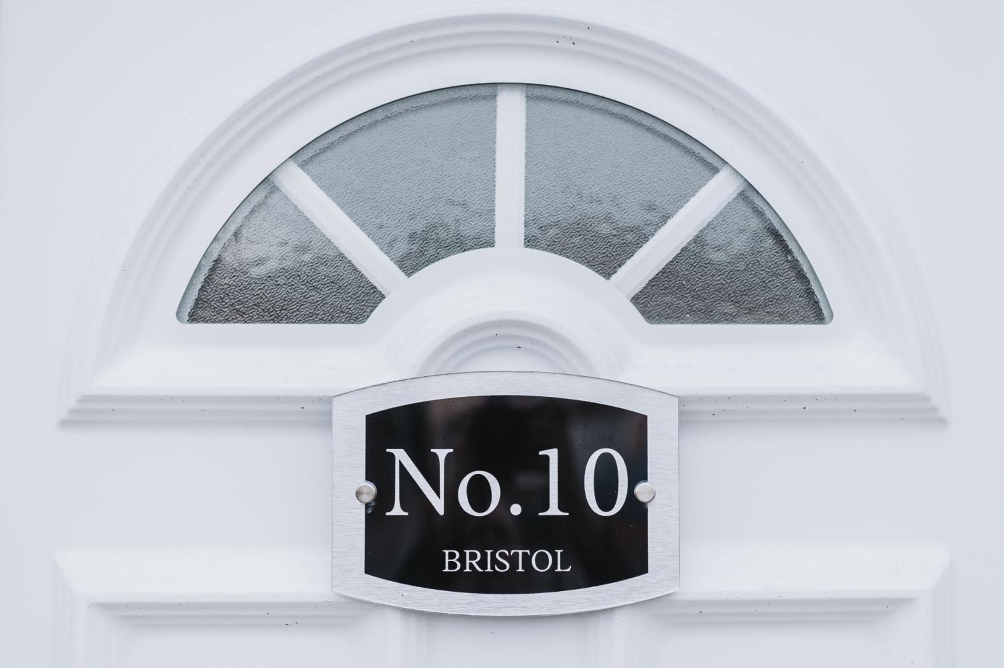 Apartment No10 - 2 Bedroom House With Private Garden And Parking *