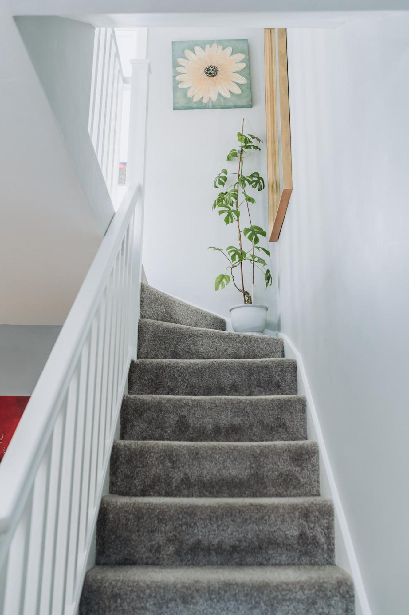 No10 - 2 Bedroom House With Private Garden And Parking Bristol