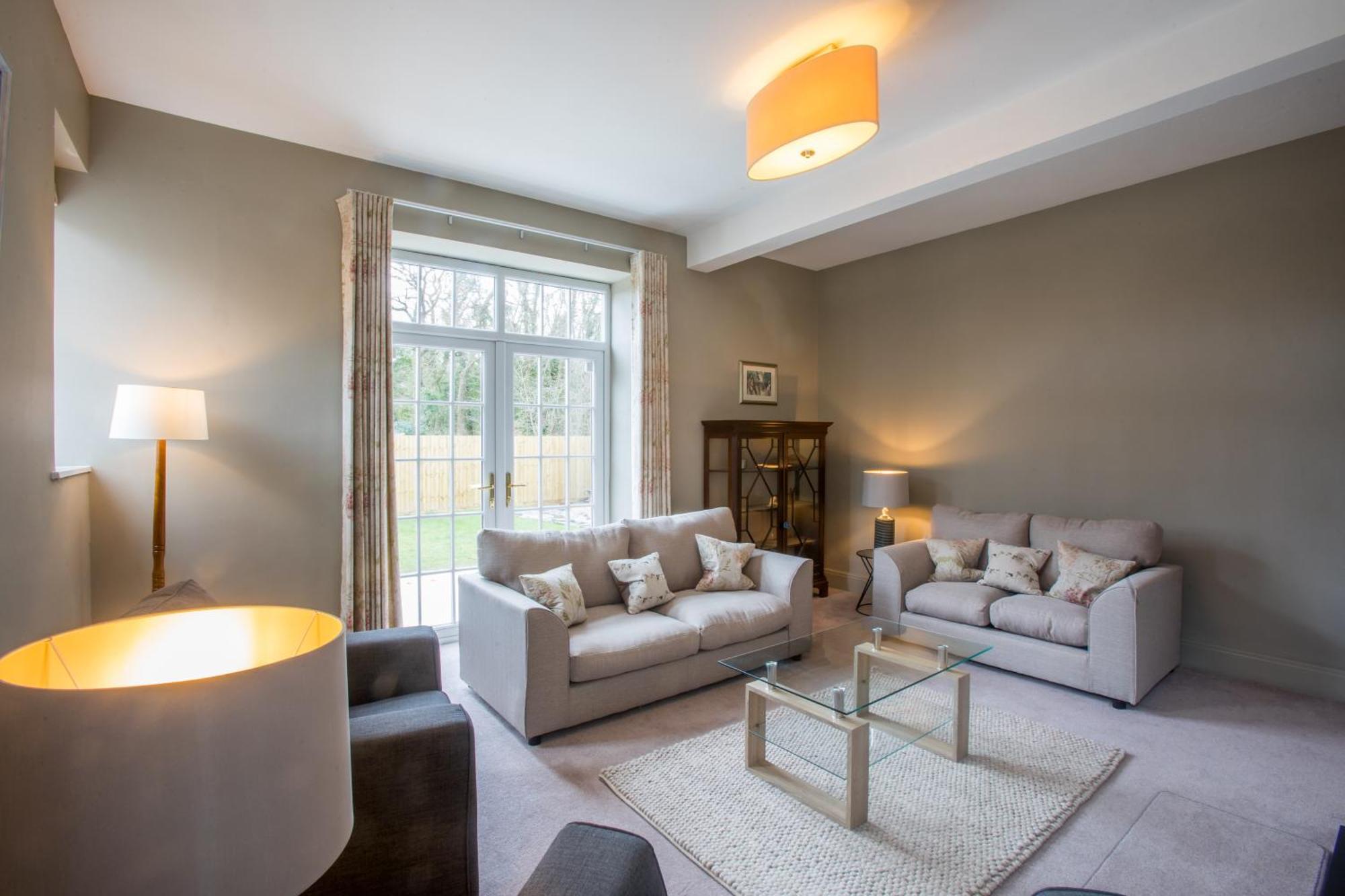 Peaceful Woodland Retreat Near Clifton, Bristol