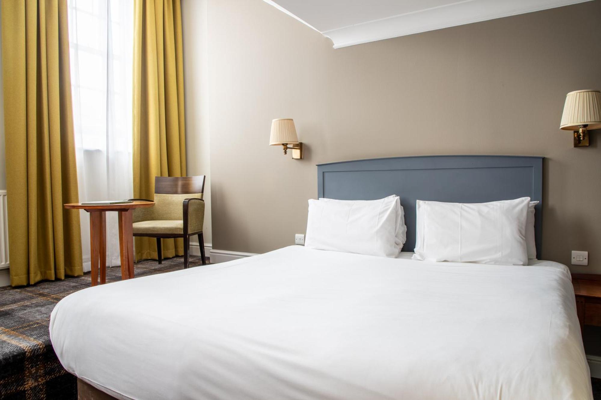 Hotel Arnos Manor