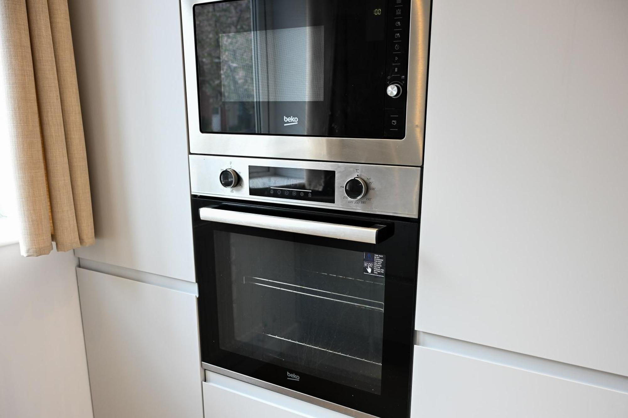 Dings House With Free Parking In Super South West Location By Staystaycations * Bristol