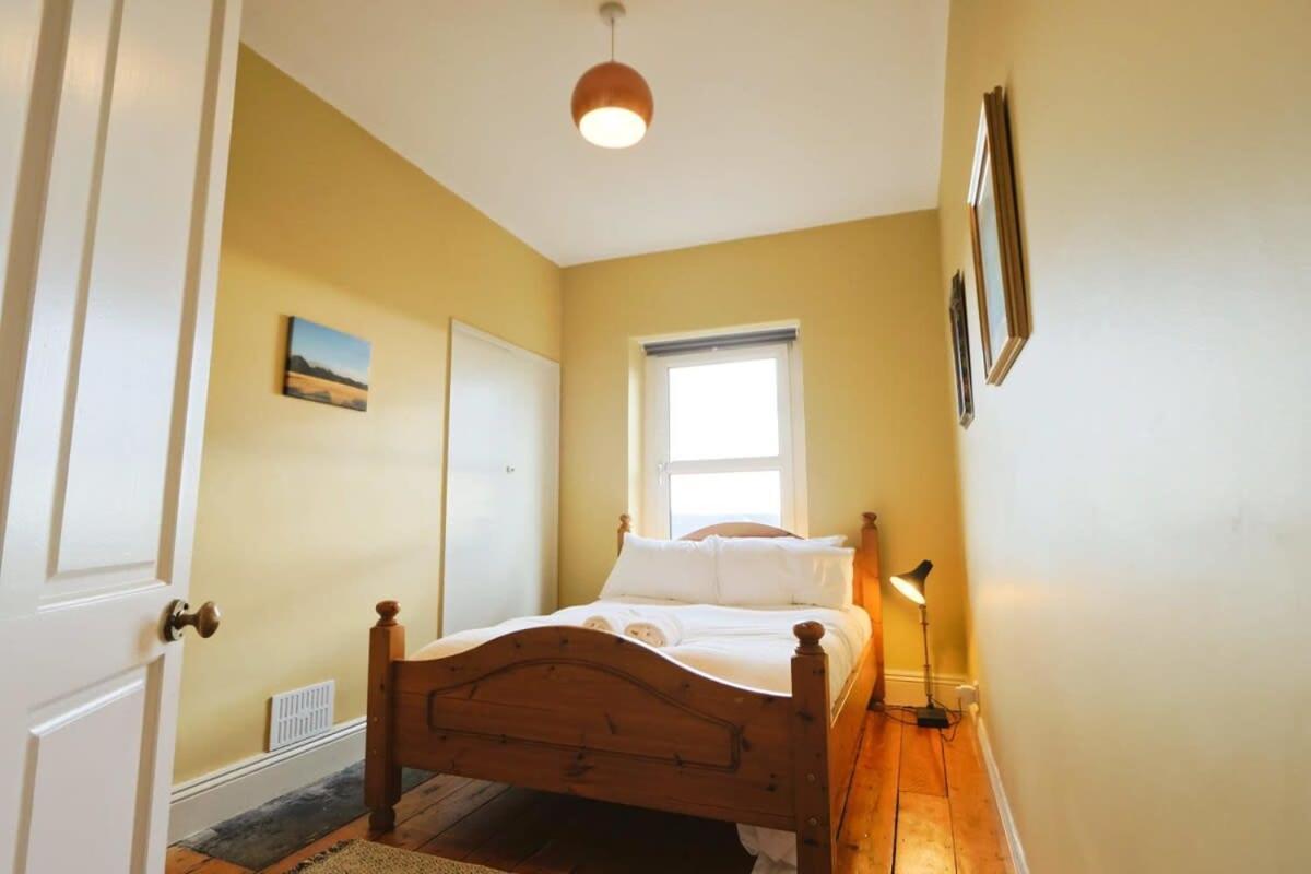 Spacious 2 Storey Penthouse Flat, Fantastic Views! Apartment Bristol