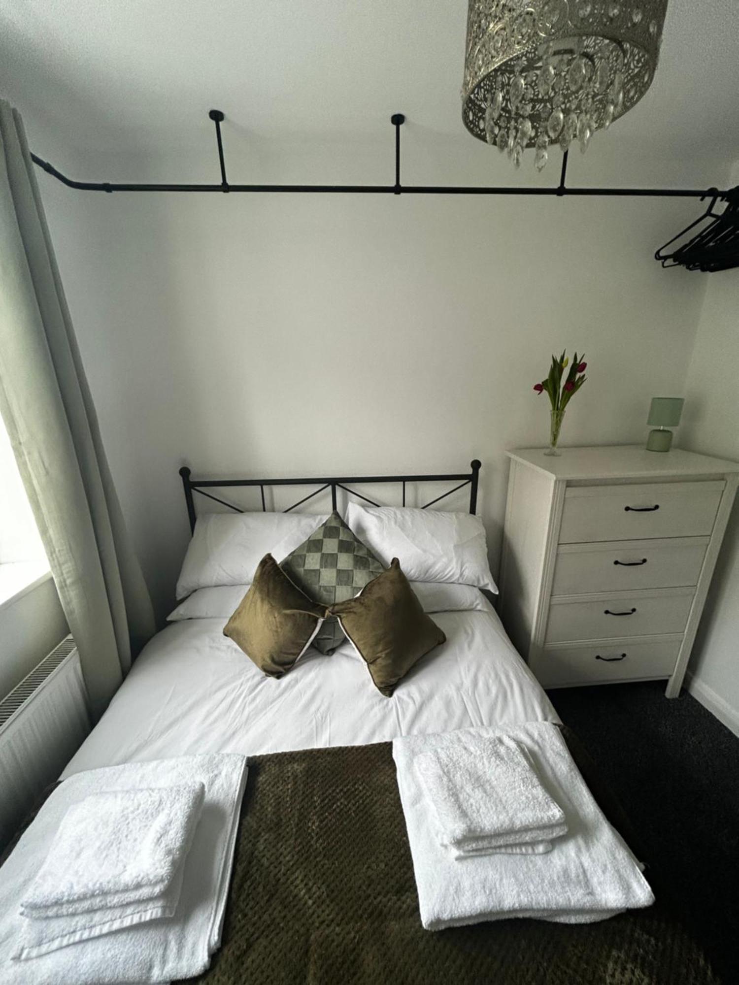 31 Canal Apartments, Roof Terrace, Temple Meads Bristol