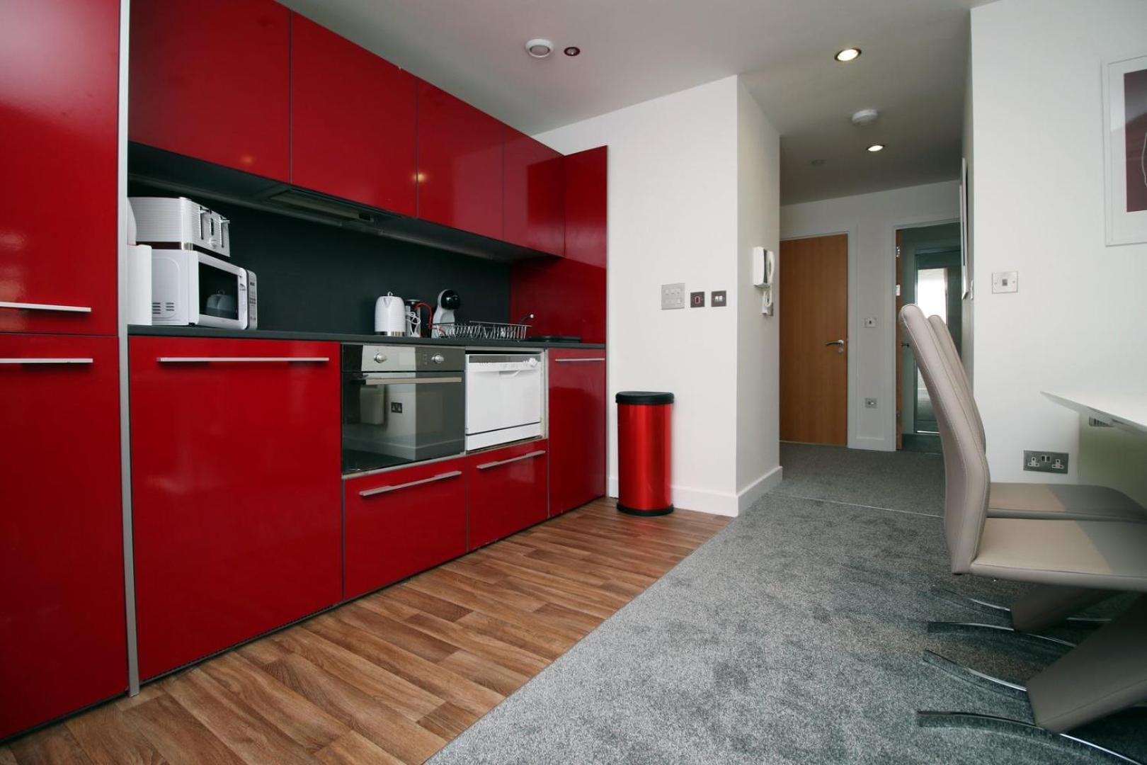 2br Near Centre Apartment *