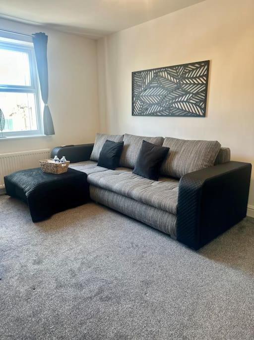 Your Stylish Totterdown Haven Apartment Bristol