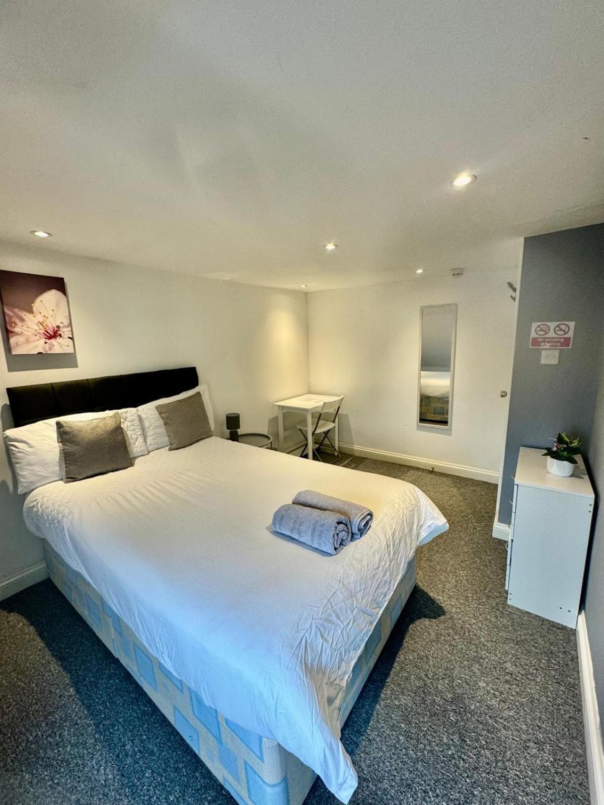 Homestay Large Centre Bristol