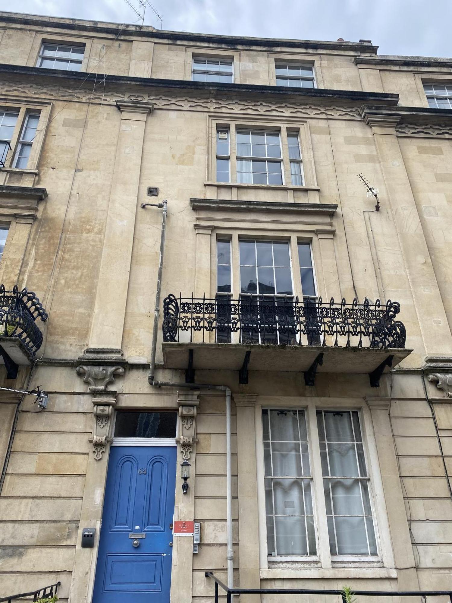 Georgian Shared House No'64 - By Clifton Short Lets
