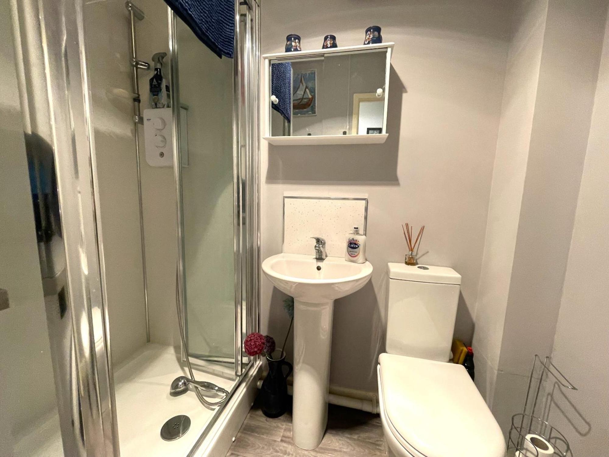 Snug In Location Bristol